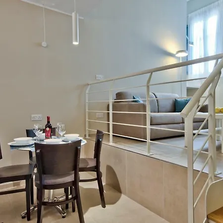 Spinola Park - The One Bedroom Loft Saint Julian's